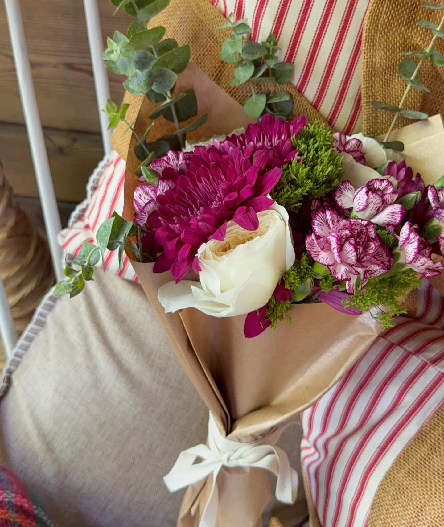 Hand-tied bouquet